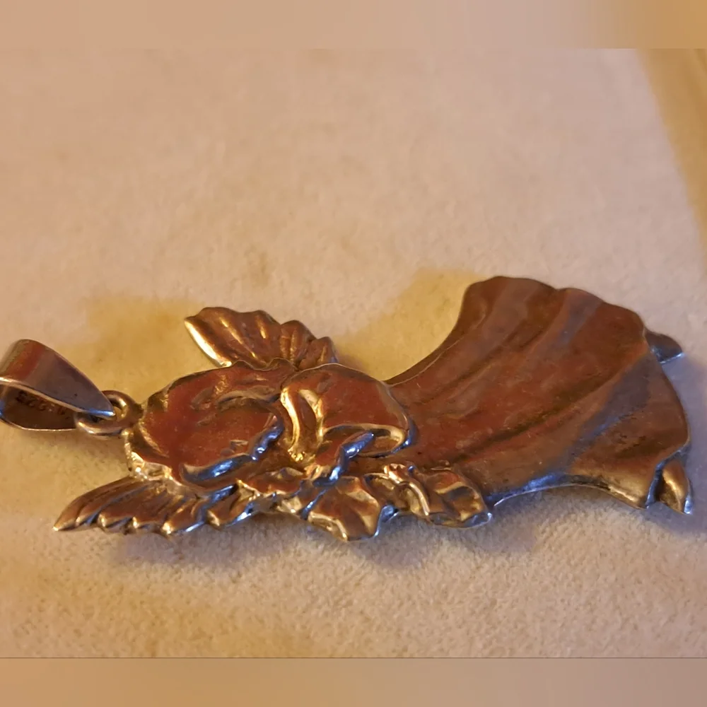 Chapal-Zenray Sterling Silver Sculpted Guardian Angel Pendant - Picture 3 of 4
